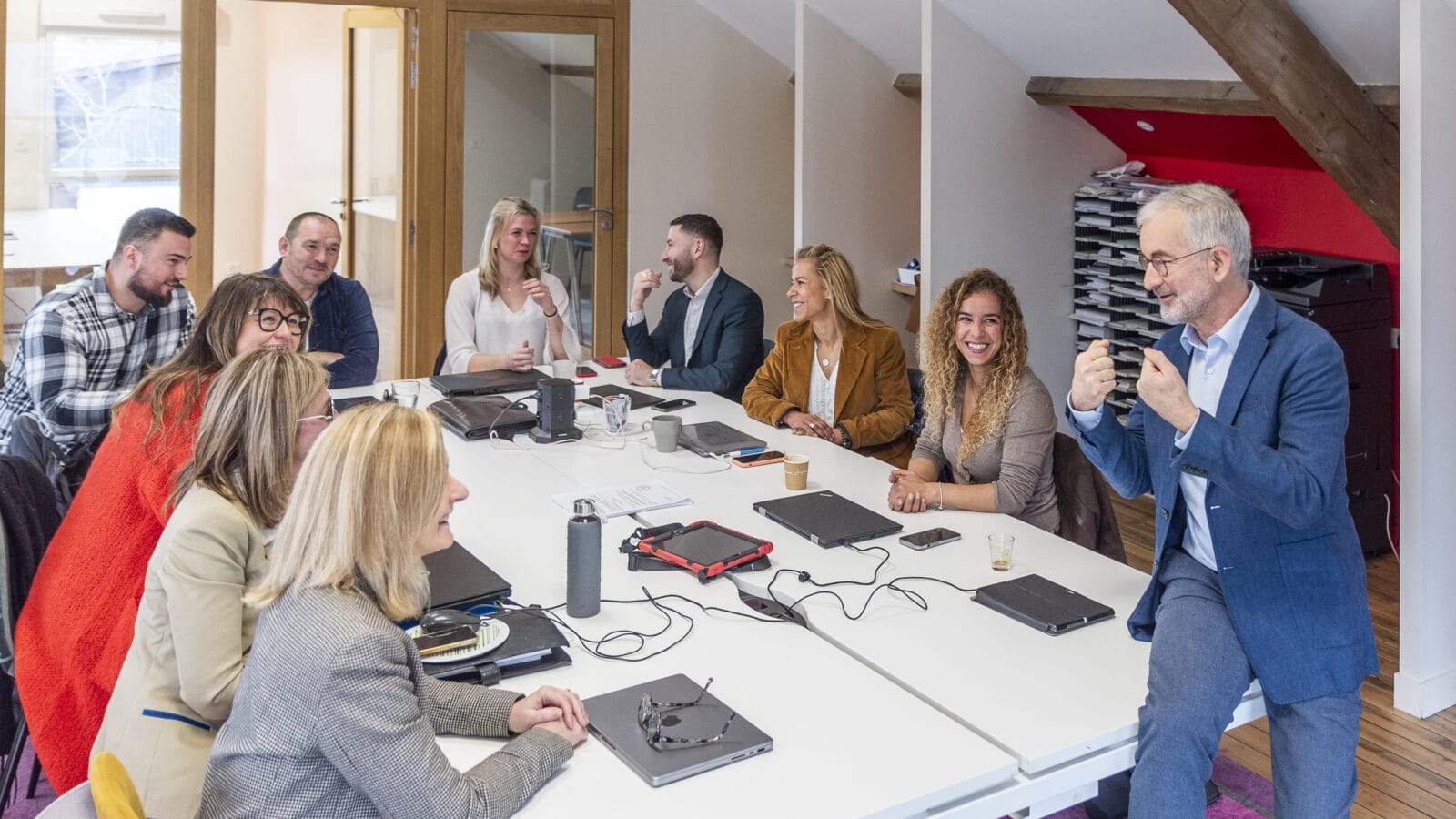 FENAIN P -10 Coaching d'équipe en entreprise - énergie - humour